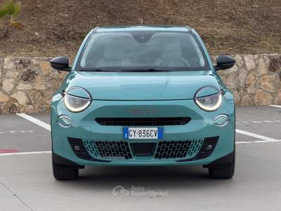 Fiat 600 HYBRID 110CV DCT MHEV LA PRIMA II SUPER FULL !!! Blu/Azzurro usata Civitavecchia
