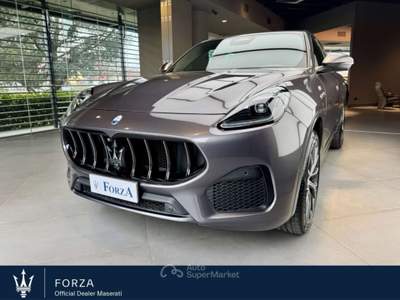 Maserati Grecale 2.0 mhev GT 300 Cv , C. 21" , Sport pack Grigio usata Venaria Reale