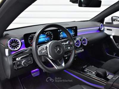 Mercedes-Benz CLA 2021 Mercedes-Benz CLA 180 Pacchetto sportivo AMG LED Navi Bianco usata Torino