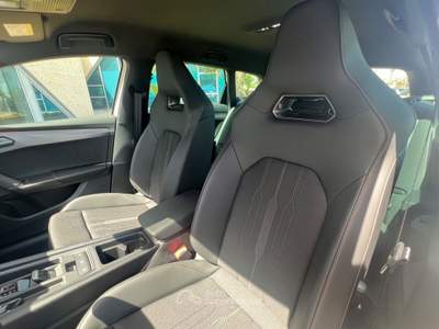 Cupra Leon Sportstourer 1.4 e-HYBRID 204 CV DSG - T-stock 2025 Bianco usata Gela