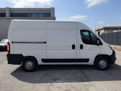 Citroen Jumper 35 L2H2 2.2 BLUEHDI 140CV FURGONE 3 POSTI Bianco usata Corato