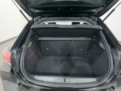 Peugeot 208 PEUGE 208 1.2 PURETECH ALLURE S&S 100CV 208 1.2 puretech Allure s&s 100cv Nero usata Roma