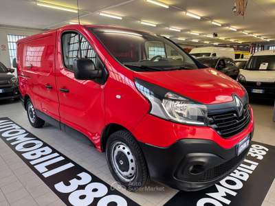 Renault Trafic T27 2.0 dCi 120CV PC-TN Furgone Ice Rosso usata Torino