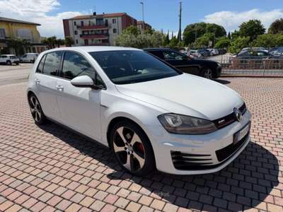 Volkswagen Golf 2.0 TSI DSG 5p. BlueMotion Technology Bianco usata San Donà di Piave
