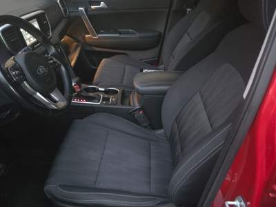 Kia Sportage 115 CV 2WD Energy Rosso usata Atripalda
