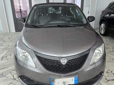 Lancia Ypsilon 5 porte S&S Platinum Grigio usata Atripalda