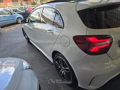 Mercedes-Benz Classe A A 180 d Automatic Premium Grigio usata Atripalda