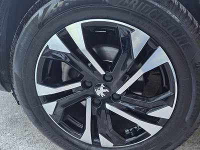 Peugeot 2008 S&S Active Rosso usata Atripalda