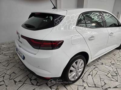 Renault Mégane Megane Mégane Blue dCi 115 CV EDC Techno Bianco usata Atripalda