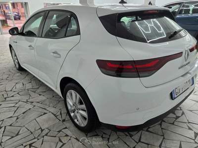 Renault Mégane Megane Mégane Blue dCi 115 CV EDC Techno Bianco usata Atripalda