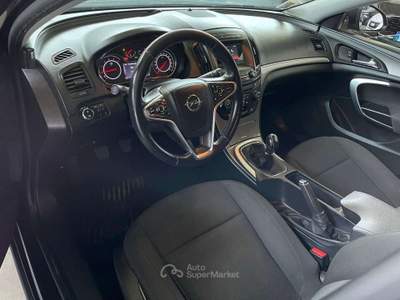 Opel Insignia Insignia I Sports Tourer 2.0 cdti Cosmo 140cv Nero usata La Loggia