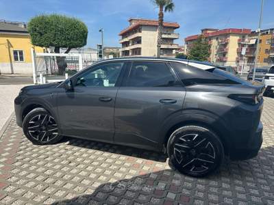 Peugeot 3008 Hybrid 136 e-DCS6 GT Grigio usata Sant'Anastasia