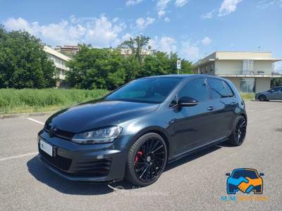 Volkswagen Golf Golf 5p 2.0 tdi Gtd dsg 240cv Nero usata Rovato