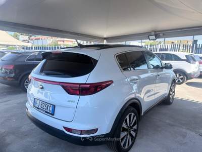 Kia Sportage 2WD Class Bianco usata Giugliano in Campania