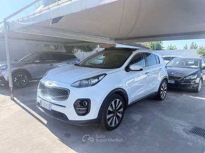 Kia Sportage 2WD Class Bianco usata Giugliano in Campania