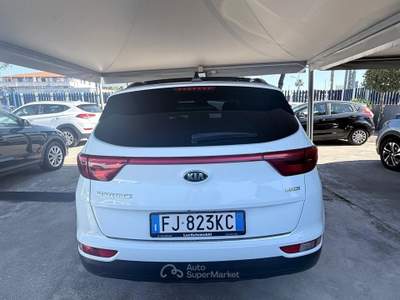 Kia Sportage 2WD Class Bianco usata Giugliano in Campania