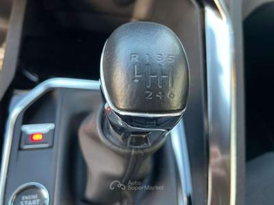 Peugeot 5008 GT PureTech Turbo 130 6mt 7 posti KM 0 Nero usata Bagnaria Arsa