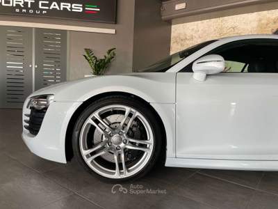 Audi R8 MANUALE 4.2 V8 Bianco usata Campo San Martino