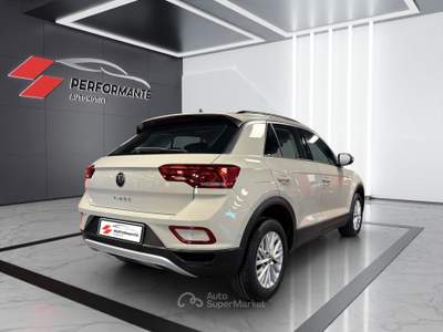 Volkswagen T-Roc 1.0 tsi Life 110cv usata Roma