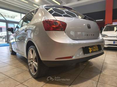 Seat Ibiza 5p. Style solo 99.000 km Argento usata Besenello
