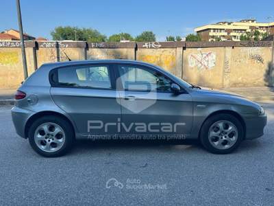Alfa Romeo 147 ALFA ROMEO 147 1.6 16V TS (105) 5 porte Progression Grigio usata Milano