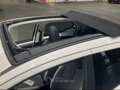 Toyota Aygo Connect 1.0 VVT-i 72 CV 5 porte x-clusiv MMT Bianco usata Benevento
