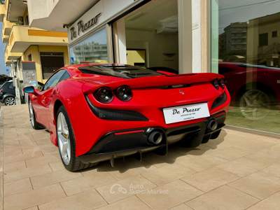 Ferrari F8 CONDIZIONI DA VETRINA Rosso usata Gallipoli