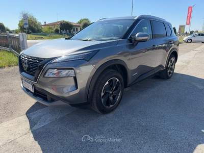 Nissan X-Trail N-Connecta e-4ORCE 4WD 7 POSTI Grigio usata Caerano di San Marco