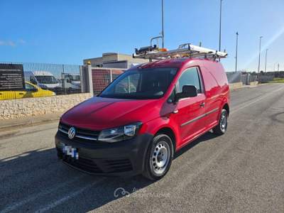 Volkswagen Caddy 2.0 TDI 122 e6 CV 4Motion Van ALLESTITO OFFICINA Rosso usata Maruggio