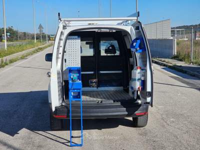 Volkswagen Caddy 2.0 TDI 122 CV 4Motion Furgone OFFICINA MOBILE Bianco usata Maruggio