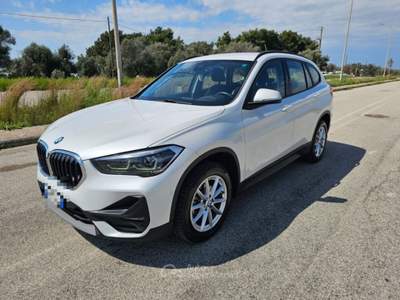 BMW X1 sDrive 16D Business Advantage Sport AUTOVETTURA Bianco usata Maruggio