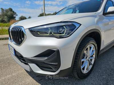 BMW X1 sDrive 16D Business Advantage Sport AUTOVETTURA Bianco usata Maruggio