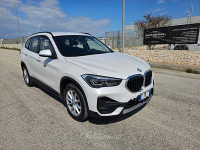 BMW X1 sDrive 16D Business Advantage Sport AUTOVETTURA Bianco usata Maruggio