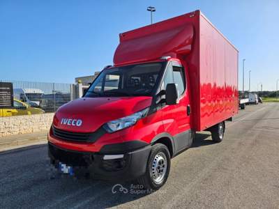 Iveco Daily 35S12 2.3 HPT 120CV CASSA 8 BANCALI Rosso usata Maruggio