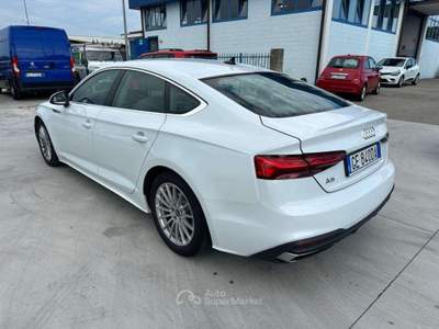 Audi A5 Sportback 40 2.0 tdi mhev Business 204cv - GE840DA Bianco usata Basiliano