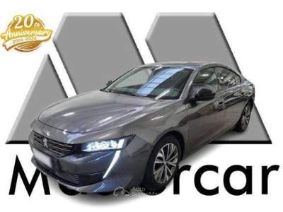 Peugeot 508 508 Berlina 1.5 bluehdi ALLURE EAT 8  130CV - GJ47 Grigio usata Basiliano