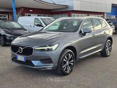 Volvo XC60 XC60  2.0 b4 Momentum Business awd auto -GE726SL Grigio usata Basiliano