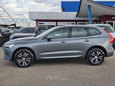 Volvo XC60 XC60  2.0 b4 Momentum Business awd auto -GE726SL Grigio usata Basiliano