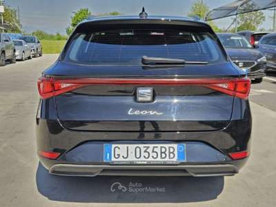 Seat Leon Leon IV 2020 Sportstourer 2.0 tdi Business 150cv d Nero usata Basiliano