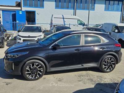 Kia XCeed XCeed 1.6 crdi mhev Business 136cv dct - GM620NM Nero usata Basiliano