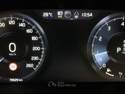 Volvo XC40 T2 Geartronic Momentum AUTOCARRO N1 Nero usata Torino