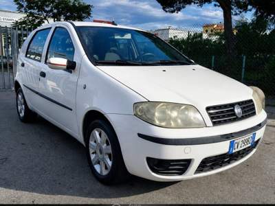 Fiat Punto 1.3 Multijet 16V 5 porte Dynamic Ok Neopatentati Bianco usata Firenze