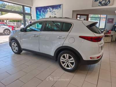 Kia Sportage 1.7 CRDI Business Class Navi Clima Aut. Bianco usata Firenze