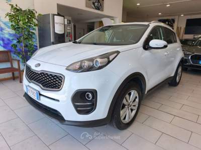 Kia Sportage 1.7 CRDI Business Class Navi Clima Aut. Bianco usata Firenze