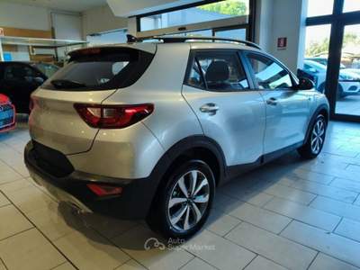 Kia Stonic 1.0 TGDI 100 CV 7 Anni Garanzia Giallo usata Firenze