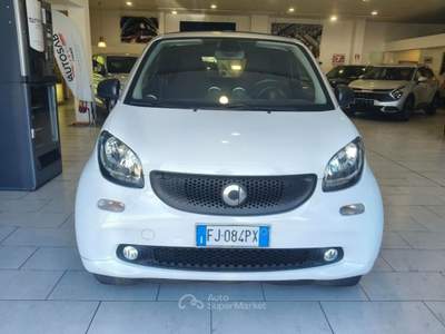 Smart ForTwo 70 1.0 twinamic cabrio Ok Neopatentati C.Vendita Bianco usata Firenze
