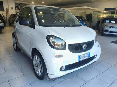Smart ForTwo 70 1.0 twinamic cabrio Ok Neopatentati C.Vendita Bianco usata Firenze
