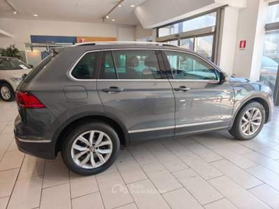 Volkswagen Tiguan 1.4 TSI 150 CV DSG Style Alcantara Virtual Cockpit Grigio usata Firenze