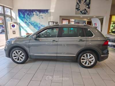 Volkswagen Tiguan 1.4 TSI 150 CV DSG Style Alcantara Virtual Cockpit Grigio usata Firenze