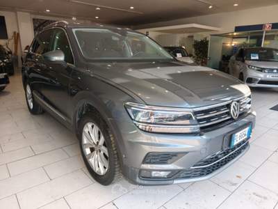Volkswagen Tiguan 1.4 TSI 150 CV DSG Style Alcantara Virtual Cockpit Grigio usata Firenze